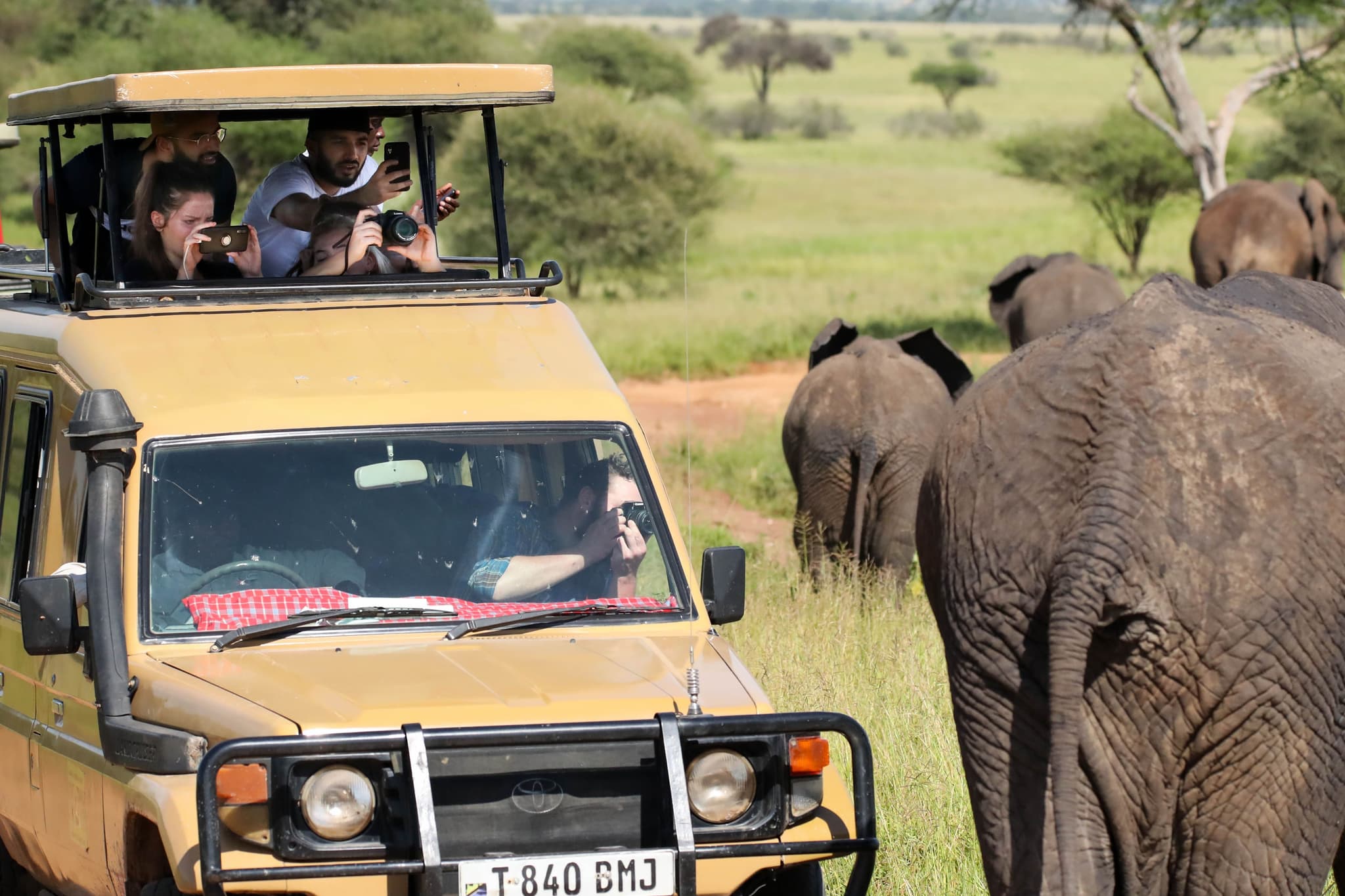 The Complete Guide to Guided Self-Drive 4x4 Safaris in Africa (2026)